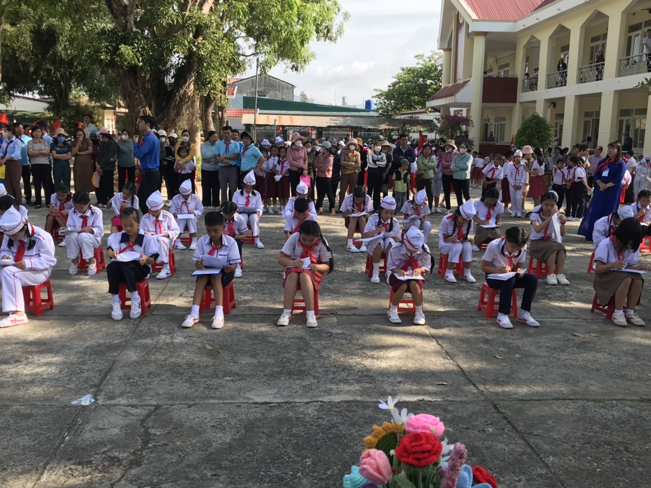 Trường Tiểu Học Lê Văn Tám – Tham gia thi Nghi Thức Đội Huyện M’Đrăk