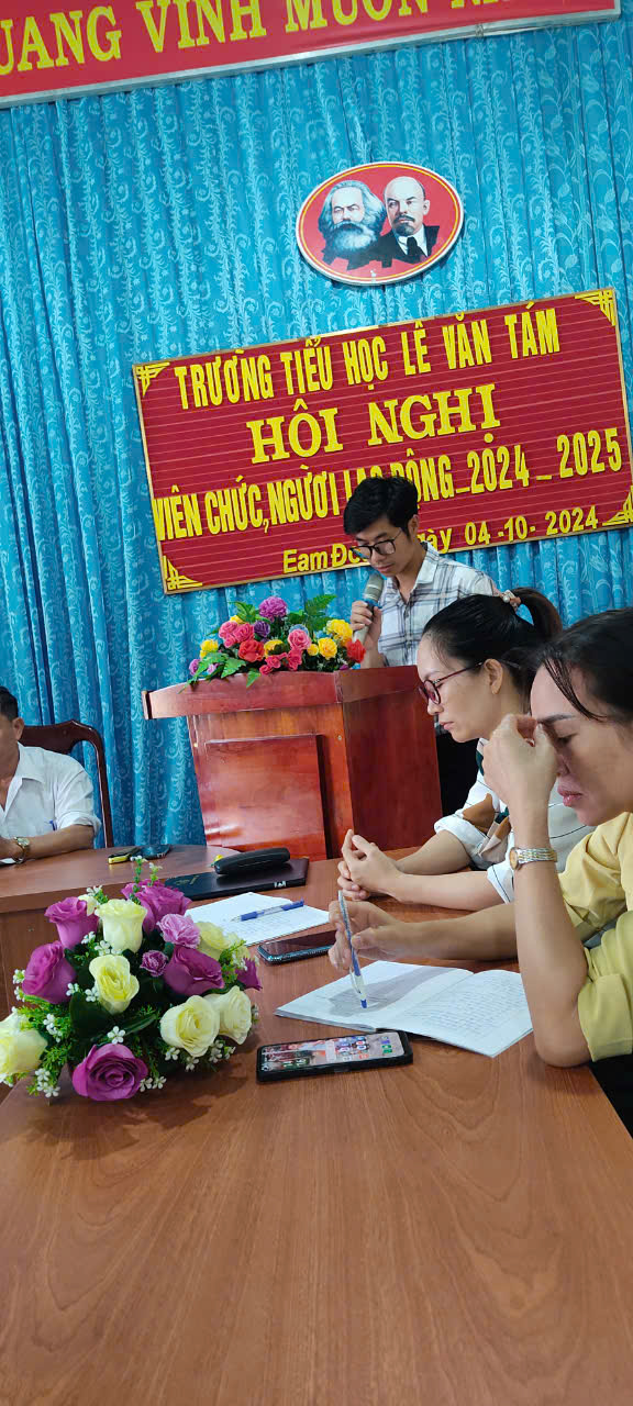 Trường TH Lê Văn Tám Tổ Chức Hội Nghị Công Nhân Viên Chức Năm 2024-2025 !